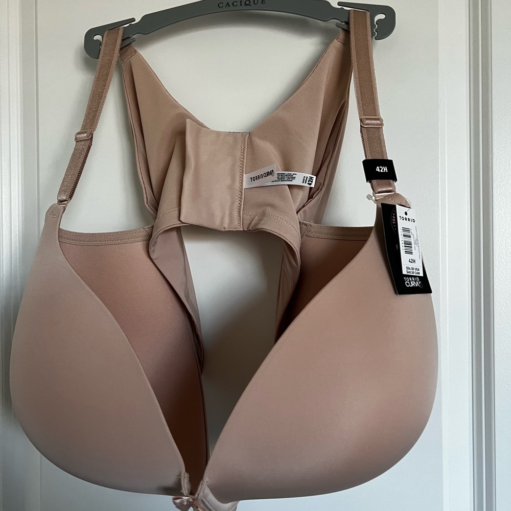 Torrid 42H Bra